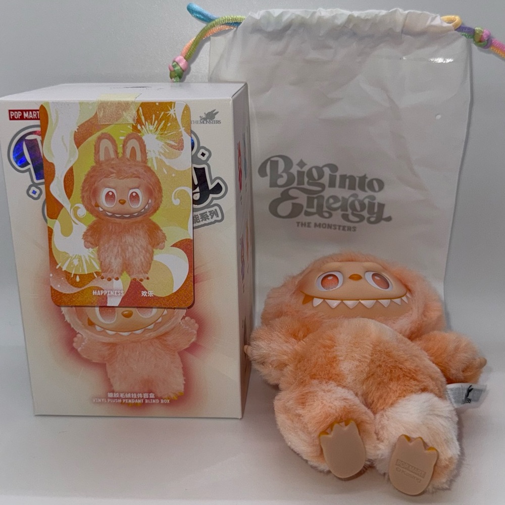 BRAND NEW Pop Mart Labubu Big Into Energy Happiness (Orange) - Picture 3 of 5